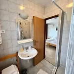 Apartment & Hegic With Parking *