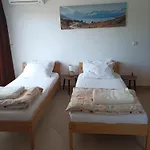 Apartment & Hegic With Parking Zadar