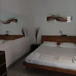 Apartment & Hegic With Parking Zadar