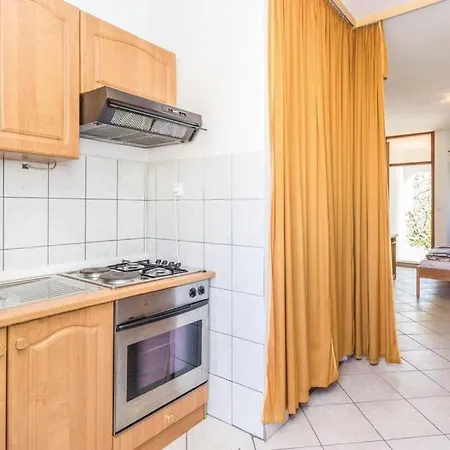 & Hegic Apartment *