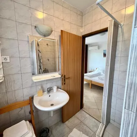 Apartament & Hegic *