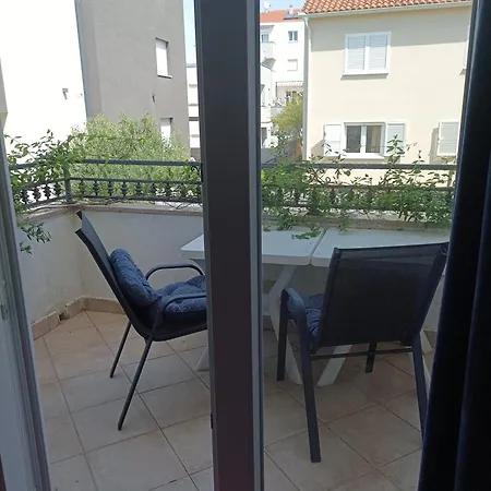 & Hegic With Parking Appartement
