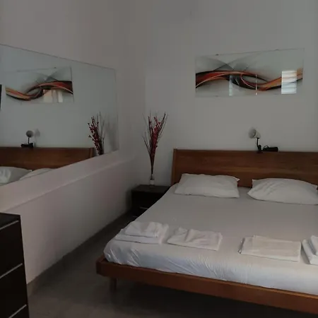 Apartman & Hegic With Parking Zára