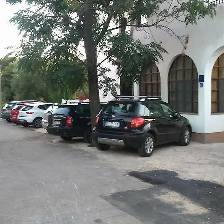 & Hegic With Parking Appartement Zadar